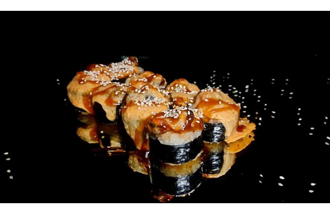 РОЛЛ ЗАПЕЧЕННЫЙ РОЛЛ С МИДИЯМИ